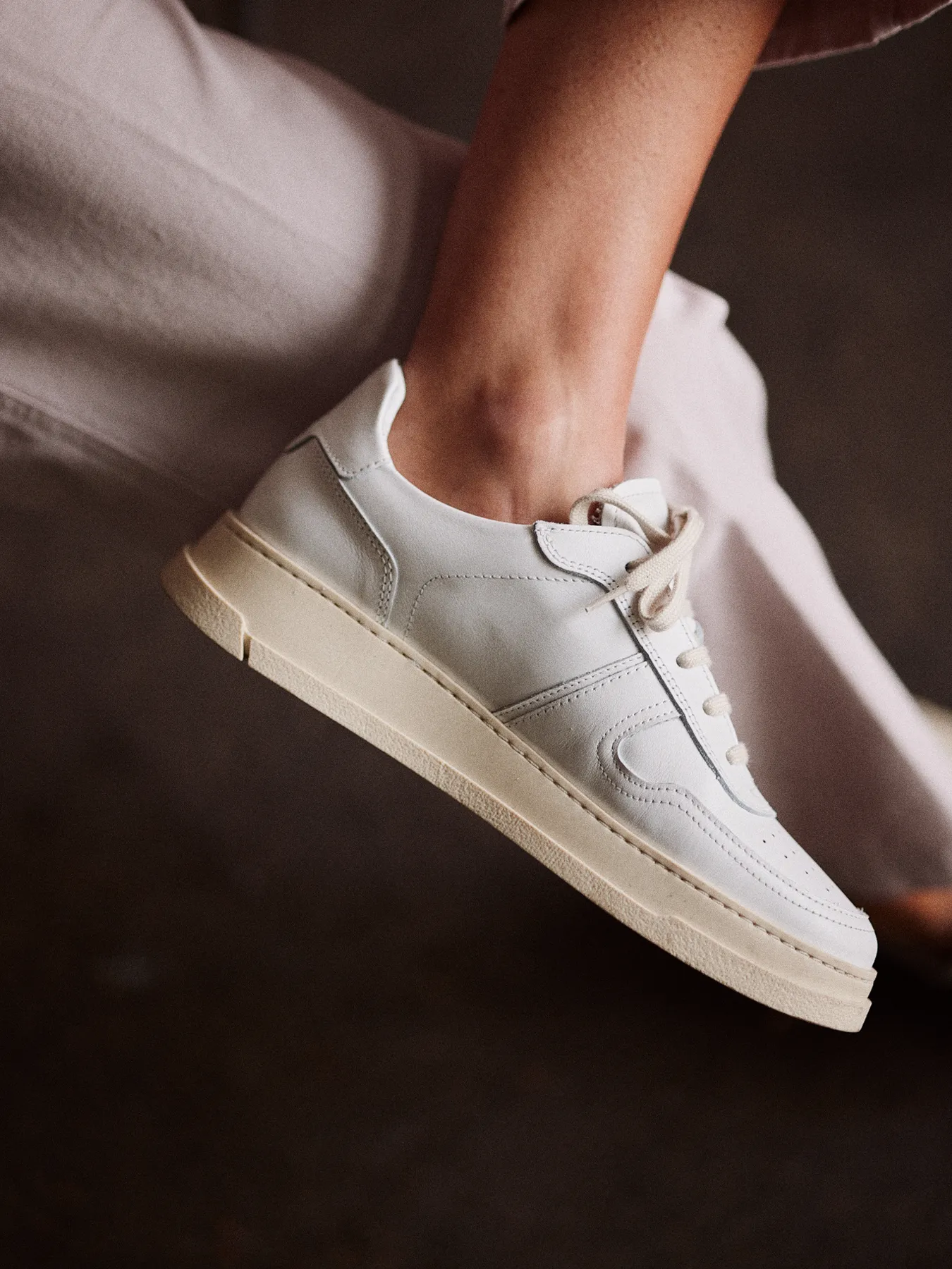B5 - White