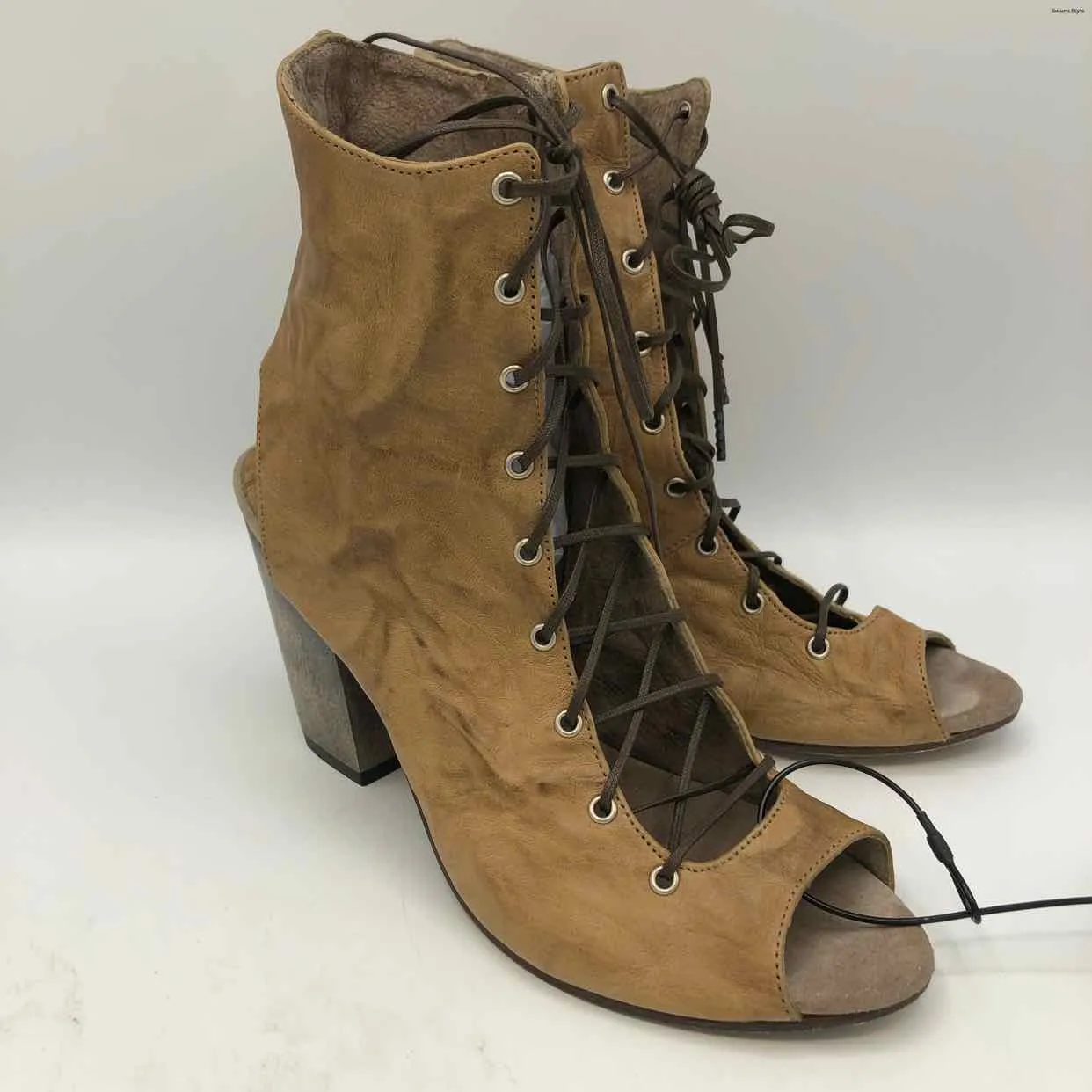 CALLEEN CORDERO Tan Brown Leather USA Made! Laced 3.5" Chunky Heel Shoes