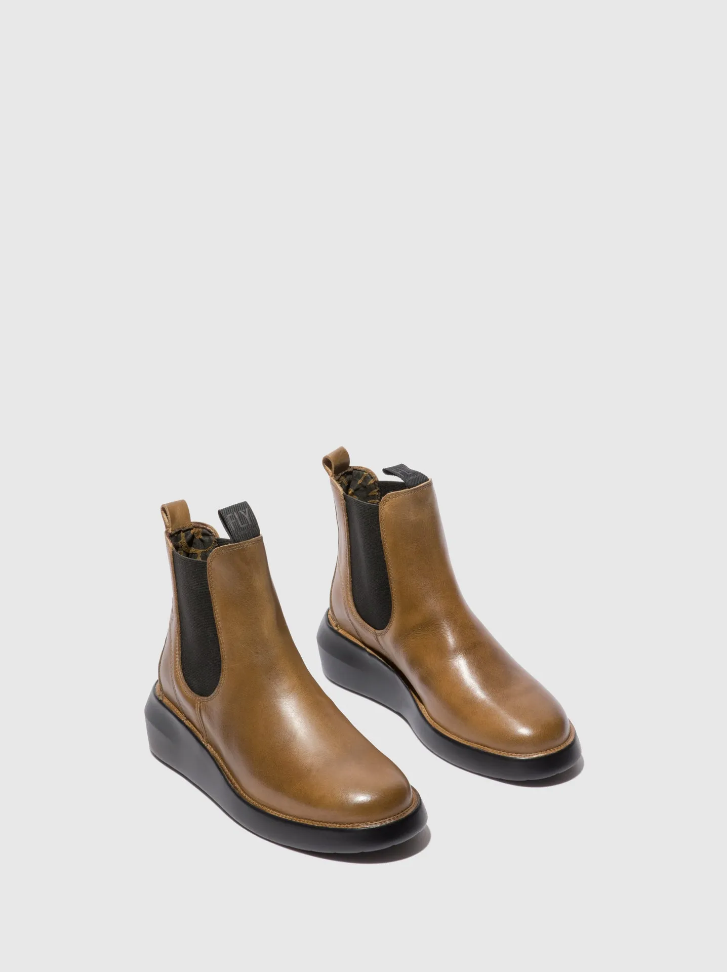 Chelsea Ankle Boots BETY502FLY RUG CAMEL