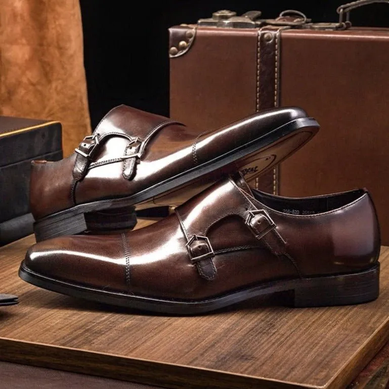 Serpatura Buckle-Style Sophistication