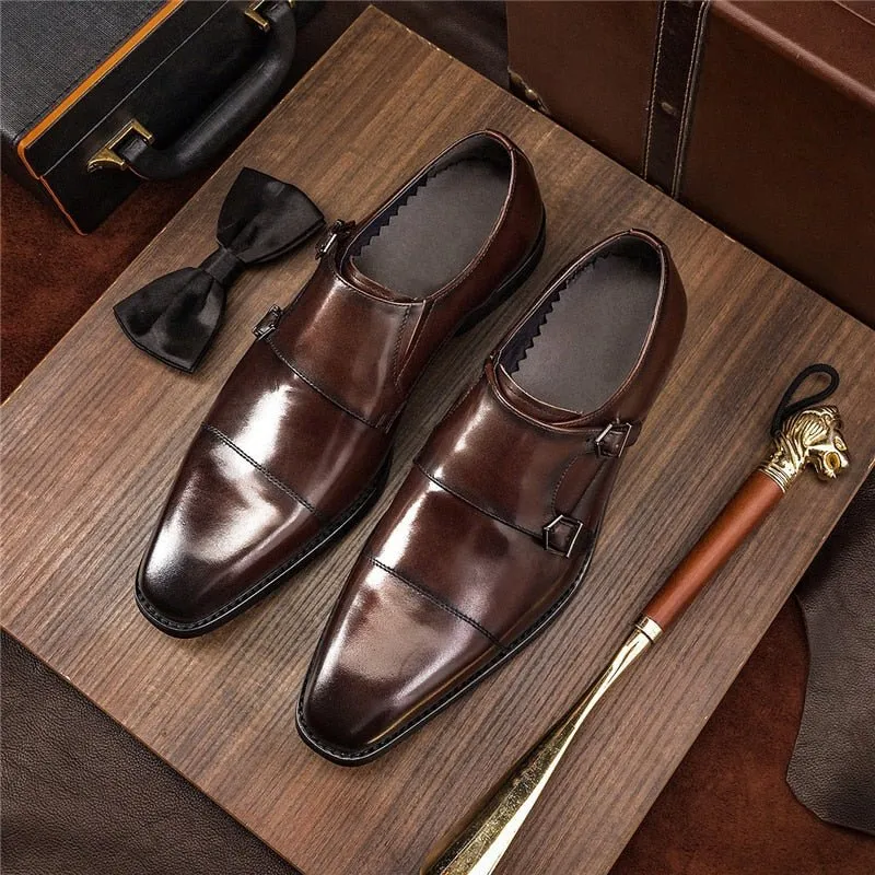 Serpatura Buckle-Style Sophistication