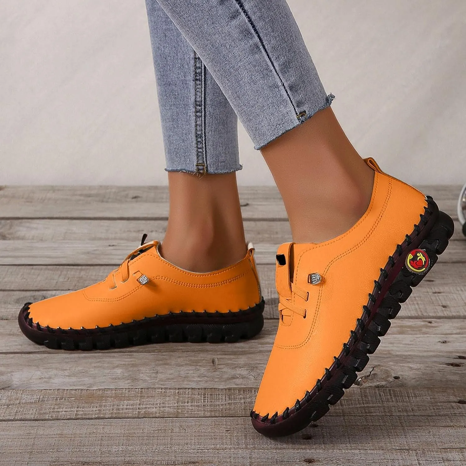 Walking Shoes Women Leather Sneakers for Women Sports Workout Gym Shoes for Running Women's Slip on Shoes